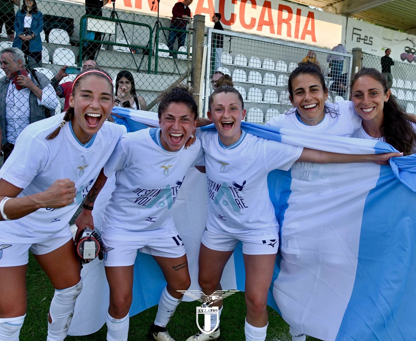 Lazio Women festeggia serie A