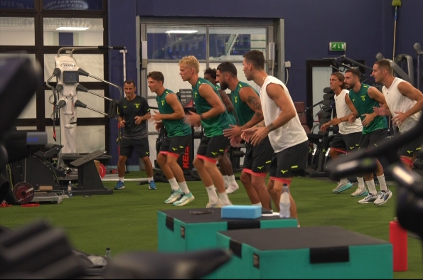 Giocatori Lazio in palestra